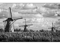 Clouds-10 : kinderdijk